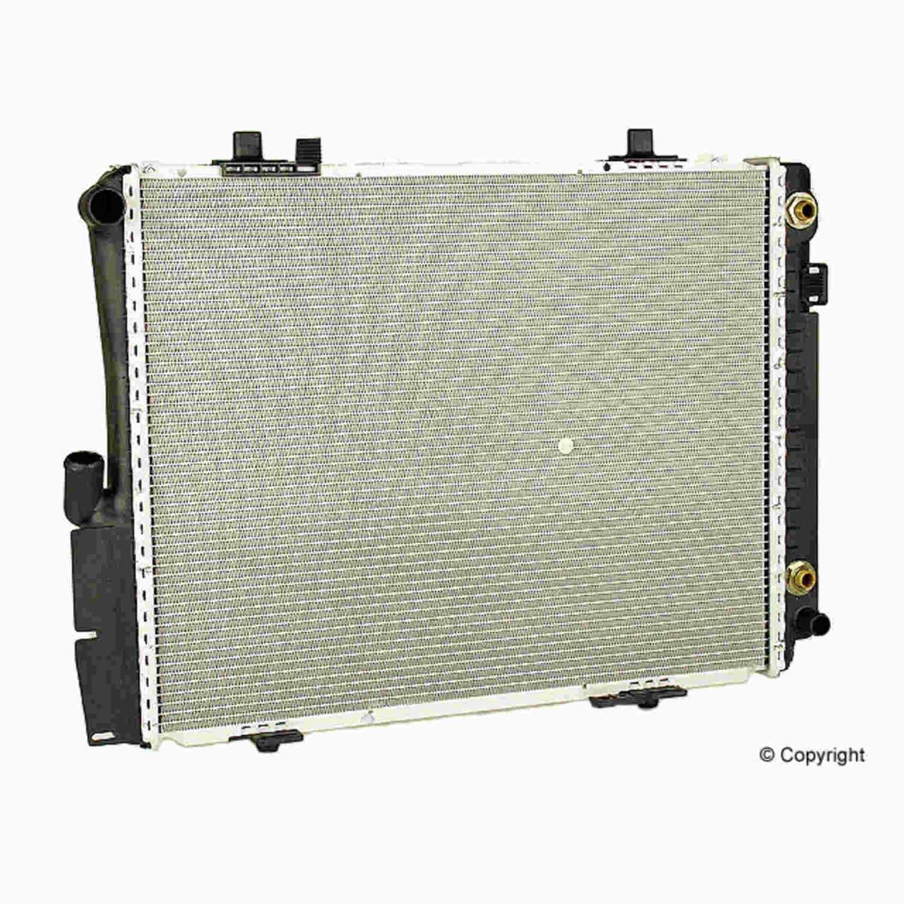 Mercedes Radiator 2015006403 - Behr Premium 376712531